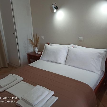 Ostria Eressos Rooms 斯卡拉埃雷索 外观 照片
