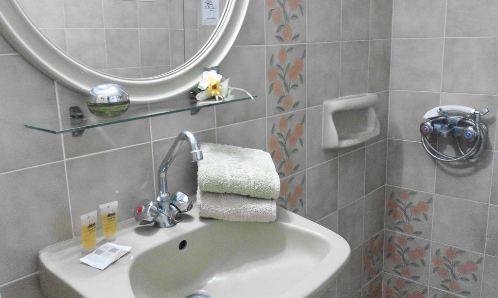 Ostria Eressos Rooms 斯卡拉埃雷索 外观 照片
